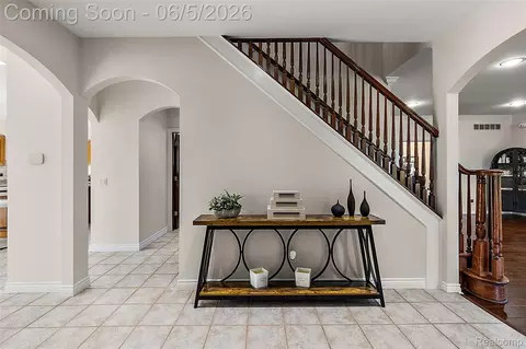 Entry Way - 62502 Wayfaring Rd, Ray, MI 48096 photo 1 of 6