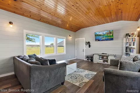Living - 8580 Silver Creek Rd, Whitehall, MI 49461 photo 1 of 2