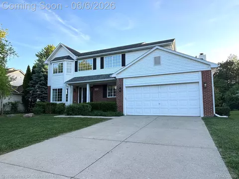 2892 Mystic Dr, Ann Arbor, MI 48103