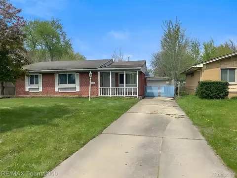 42054 Lincoln St, Van Buren, MI 48111