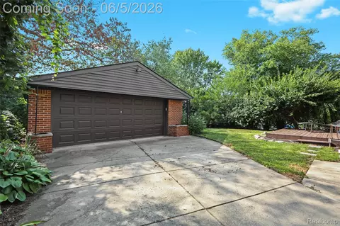 3117 Glenview Ave, Royal Oak, MI 48073