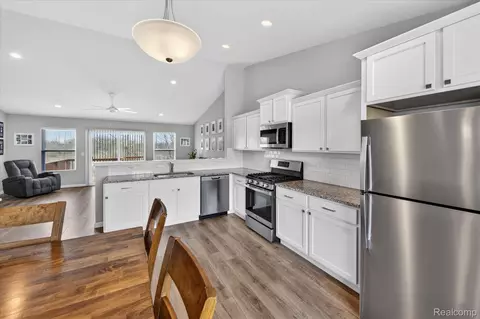 7154 Timberline Dr, Mundy, MI 48507