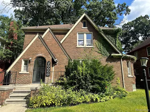 20000 Canterbury Rd, Detroit, MI 48221