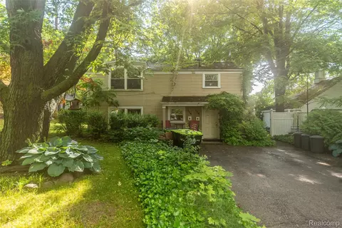 116 N Rogers St, Northville, MI 48167