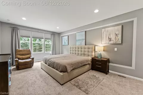 Bedroom - 49559 Mapleton Rd, Canton, MI 48188 photo 5 of 10