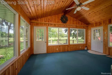 Exterior - 607 E King St, Corunna, MI 48817 photo 6 of 10