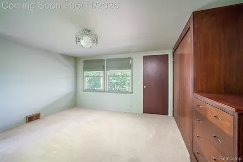 Bedroom - 607 E King St, Corunna, MI 48817 photo 2 of 4