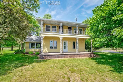 607 E King St, Corunna, MI 48817