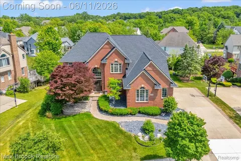 47159 Northumberland St, Novi, MI 48374