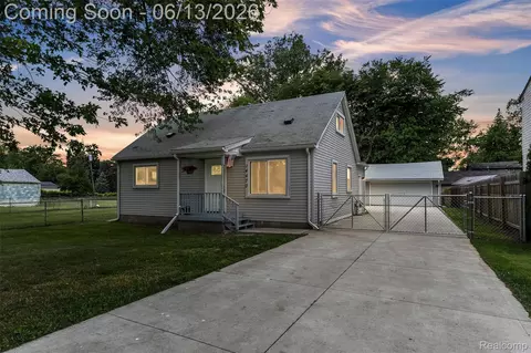 14470 Syracuse St, Taylor, MI 48180