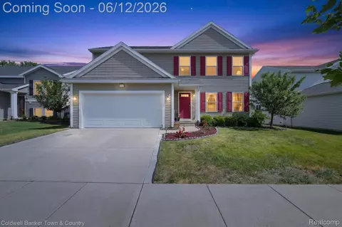 8604 Swartz River Dr, Handy, MI 48836