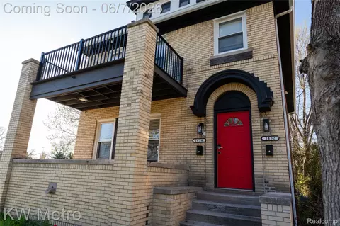 1452 Collingwood St, Detroit, MI 48206