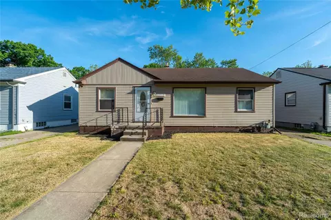 22519 Leewin St, Detroit, MI 48219