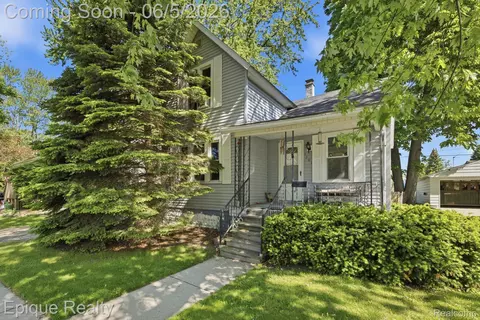 1301 Myrtle St, Port Huron, MI 48060