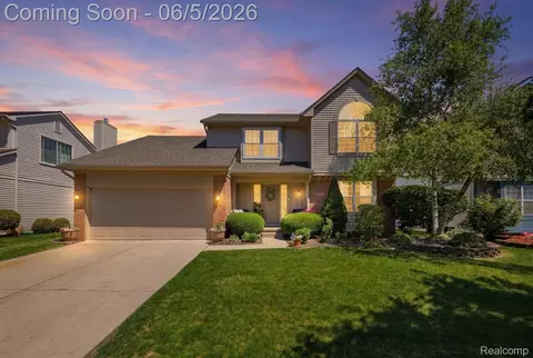 46604 Aarons Way, Canton, MI 48188
