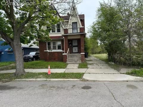 8210 Decatur St, Detroit, MI 48228