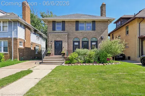2239 Atkinson St, Detroit, MI 48206