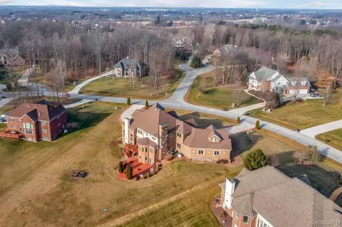 View/Area - 277 Brittany Ln, Saline, MI 48176 photo 13 of 14