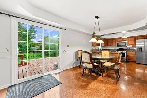 Dining - 18238 Red Oaks Dr, Macomb, MI 48044 photo 4 of 4