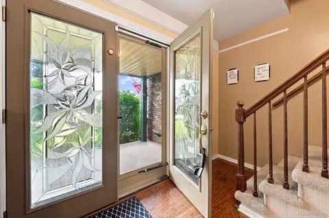 Entry Way - 18238 Red Oaks Dr, Macomb, MI 48044 photo 1 of 2