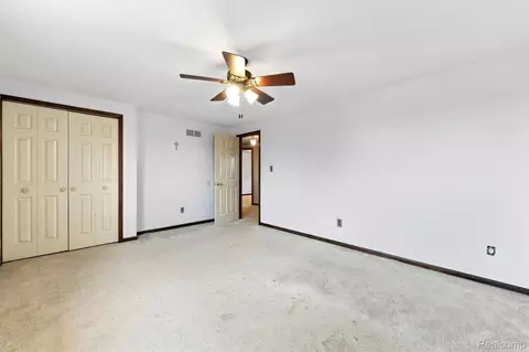 Bedroom - 18238 Red Oaks Dr, Macomb, MI 48044 photo 2 of 8