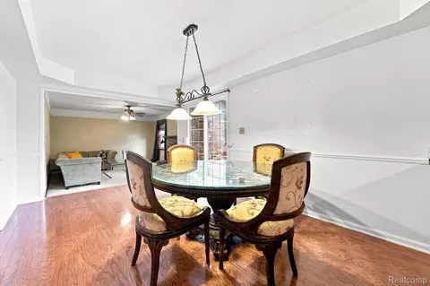 Dining - 18238 Red Oaks Dr, Macomb, MI 48044 photo 3 of 4