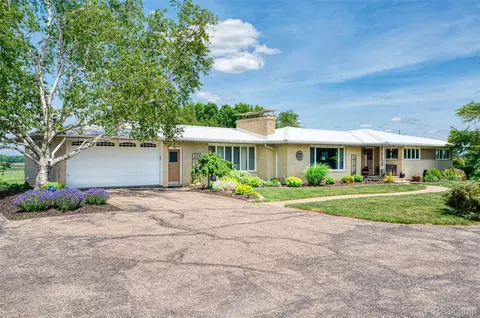 18999 Weller Rd, Unadilla, MI 48137