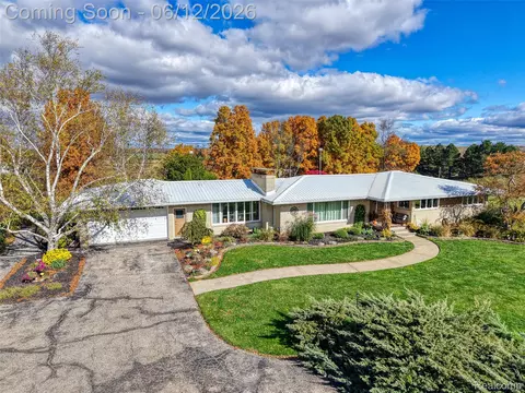18999 Weller Rd, Unadilla, MI 48137