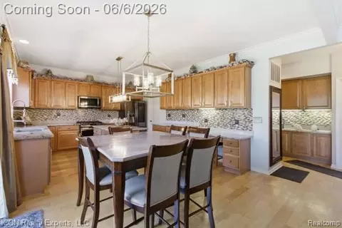 Kitchen - 48879 Michaywe Dr, Macomb, MI 48044 photo 1 of 8