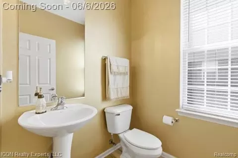 Entry Way - 48879 Michaywe Dr, Macomb, MI 48044 photo 4 of 4