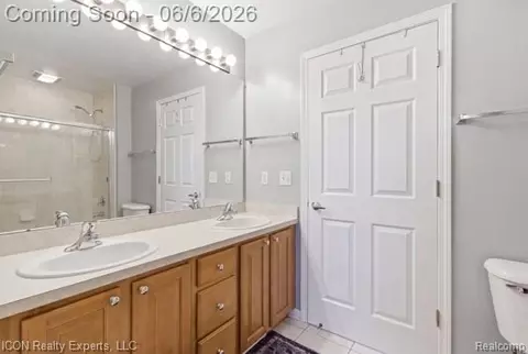 Bath - 48879 Michaywe Dr, Macomb, MI 48044 photo 1 of 6