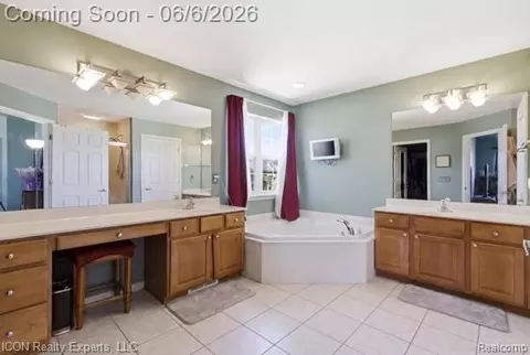 Bath - 48879 Michaywe Dr, Macomb, MI 48044 photo 4 of 6