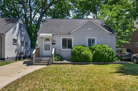 26692 Lorenz St, Madison Heights, MI 48071