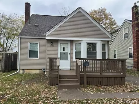 2438 Columbia Rd, Berkley, MI 48072