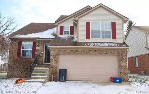 37305 Blake Dr, Livonia, MI 48150