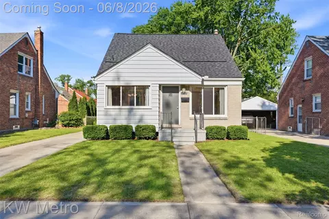 3525 Westwood St, Dearborn, MI 48124
