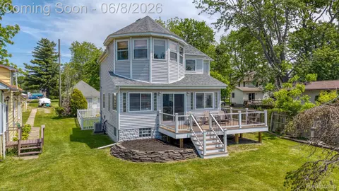 401 Pointe Tremble Rd, Algonac, MI 48001