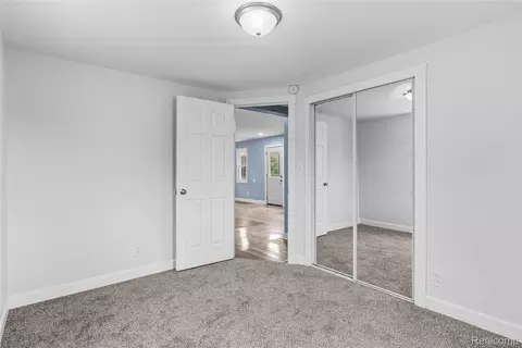 Bedroom - 3241 E Frances Rd, Thetford, MI 48420 photo 4 of 6