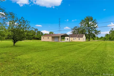 Exterior - 3241 E Frances Rd, Thetford, MI 48420 photo 2 of 2