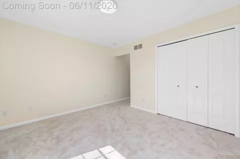 Bedroom - 50145 Tottenham Ct, Canton, MI 48187 photo 2 of 5