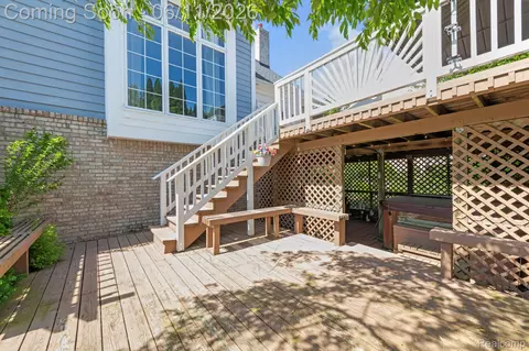 Exterior - 50145 Tottenham Ct, Canton, MI 48187 photo 7 of 10