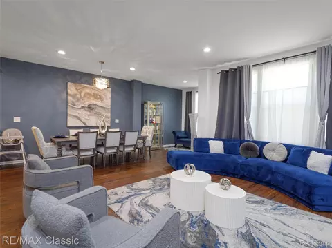 24869 Ivy, Novi, MI 48375