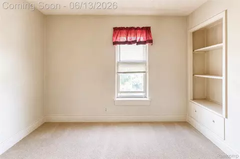 Bedroom - 24362 Outer Dr, Melvindale, MI 48122 photo 6 of 8
