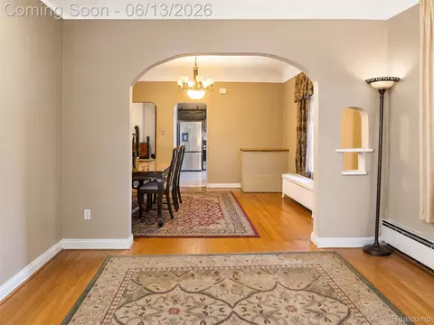 Living - 24362 Outer Dr, Melvindale, MI 48122 photo 2 of 5