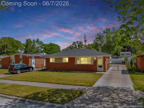 34819 Florence St, Westland, MI 48185