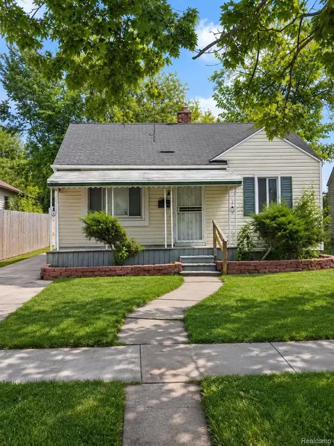6440 Rutland St, Detroit, MI 48228