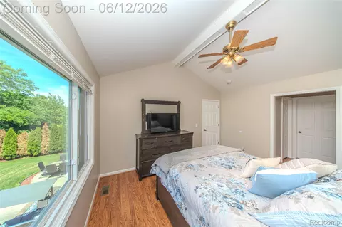 Bedroom - 20491 Windemere Dr, Macomb, MI 48044 photo 7 of 8