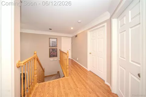 Entry Way - 20491 Windemere Dr, Macomb, MI 48044 photo 9 of 9