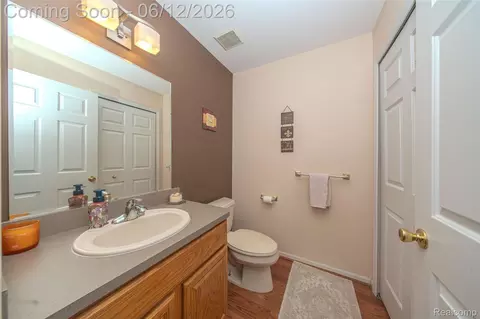 Bath - 20491 Windemere Dr, Macomb, MI 48044 photo 1 of 5