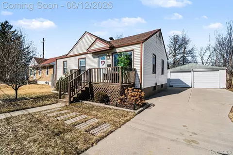16429 Frazho Rd, Roseville, MI 48066